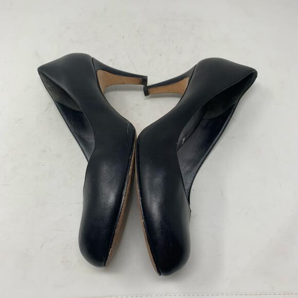 Cole Haan Air Talia Shoes Size 8.5 Black Leather Classic Heels Pumps Round Toe - Picture 5 of 8
